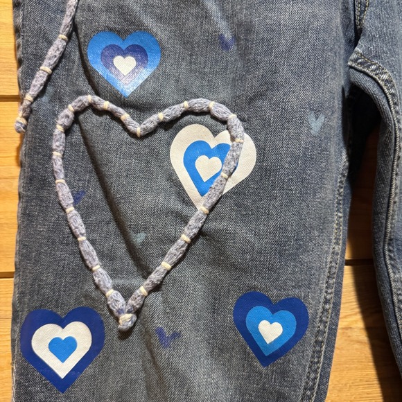 Pickle & Bean Jeans Women's Blue Denim Embellished Hearts Flared Leg Size 40x30 - Picture 3 of 8